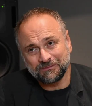 Massimo Popolizio headshot