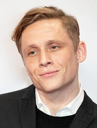 Matthias Schweighöfer headshot