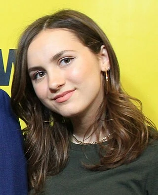 Maude Apatow headshot