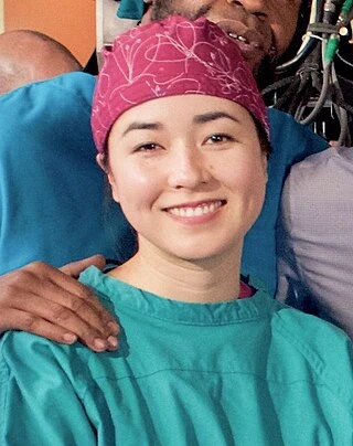 Maya Erskine headshot