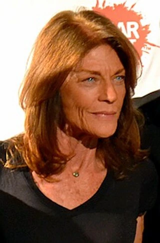 Meg Foster headshot