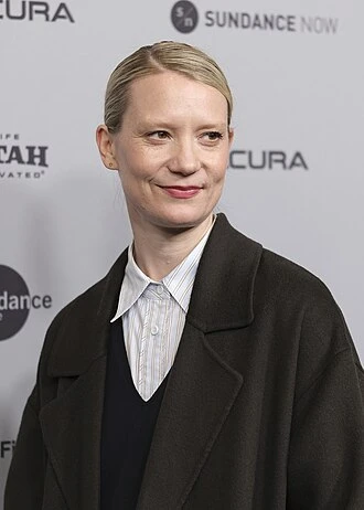 Mia Wasikowska headshot