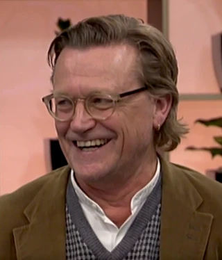 Michael Hurst headshot