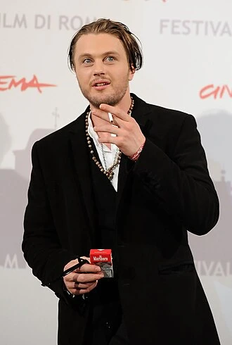 Michael Pitt headshot