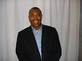 Michael Winslow headshot