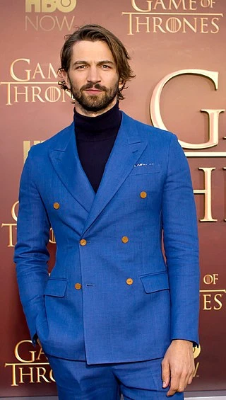 Michiel Huisman headshot