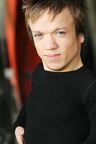 Mikey Post headshot