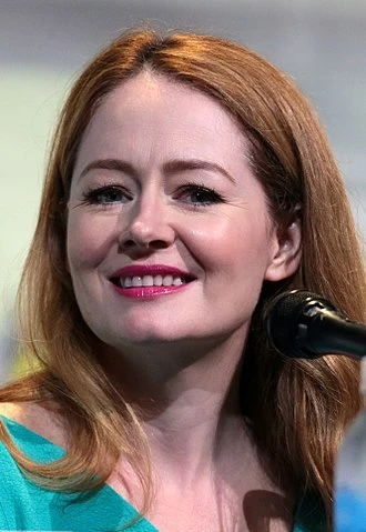 Miranda Otto headshot