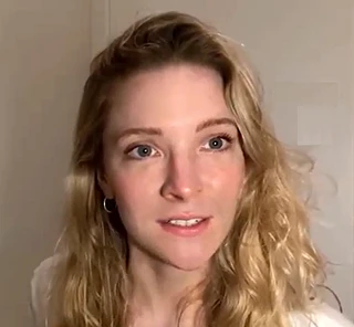 Morfydd Clark headshot