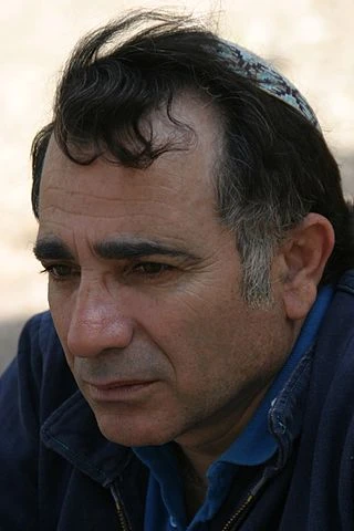 Moshe Ivgi headshot