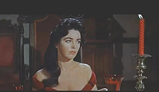 Myrna Fahey headshot