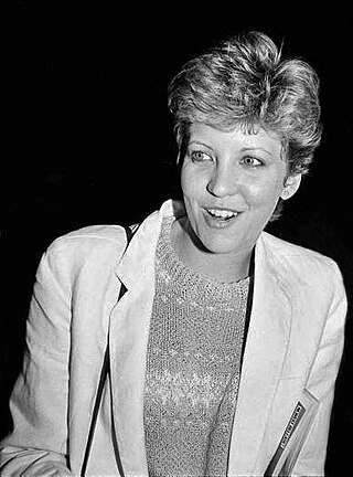 Nancy Allen headshot