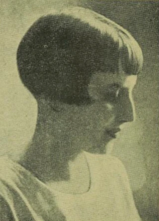 Nancy Francis headshot