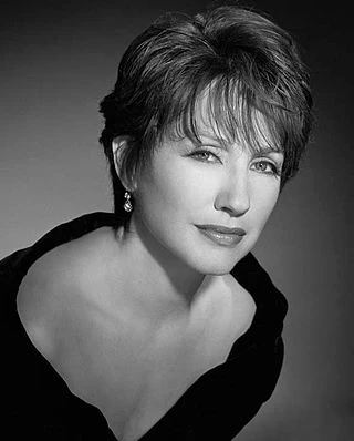 Nathalie Baye headshot