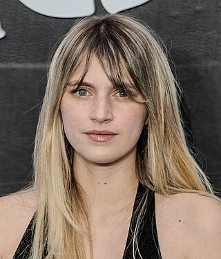 Nell Tiger Free headshot