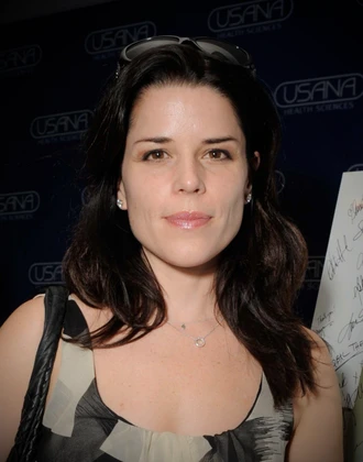Neve Campbell headshot