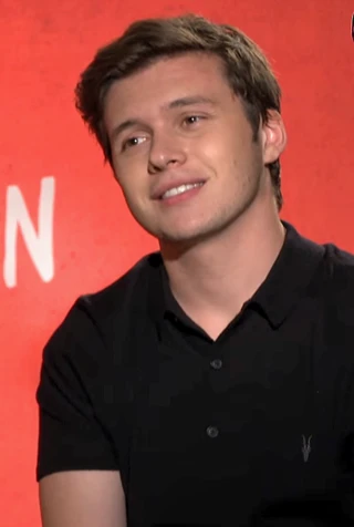 Nick Robinson headshot