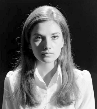 Nicole Calfan headshot