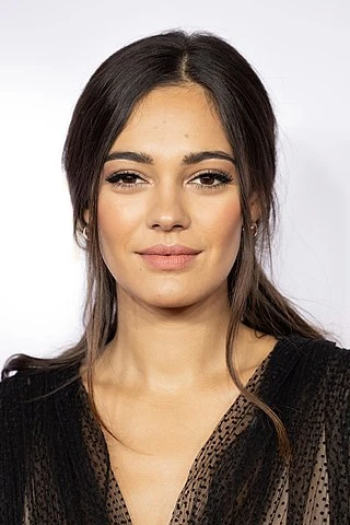 Nilam Farooq headshot