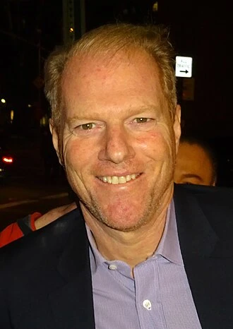 Noah Emmerich headshot