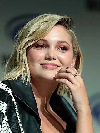Olivia Holt headshot