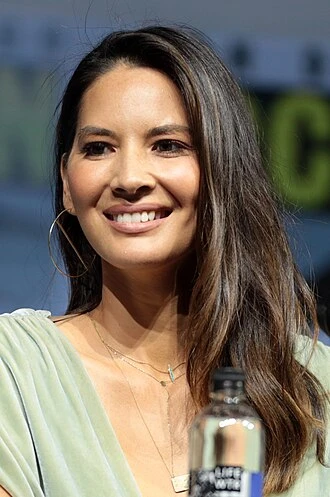 Olivia Munn headshot