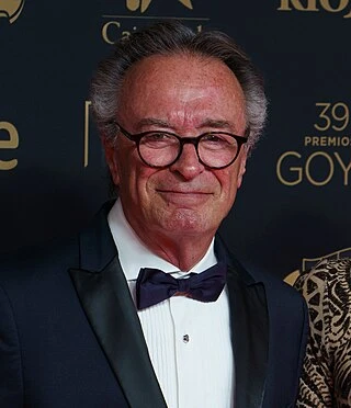 Oscar Martínez headshot