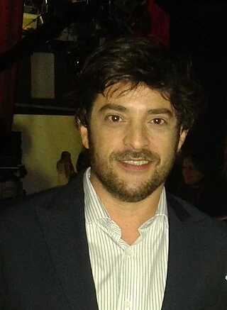 Pablo Rago headshot