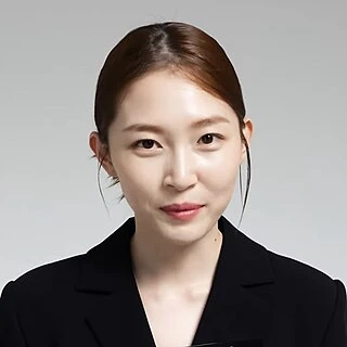 Park Yu-rim headshot