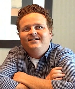 Patrick Renna headshot