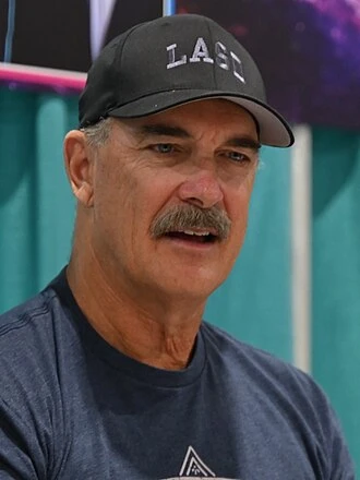 Patrick Warburton headshot