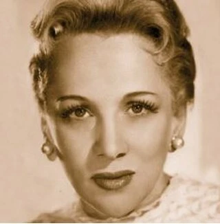 Paulina Singer headshot