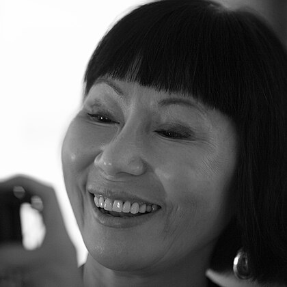 Amy Tan image