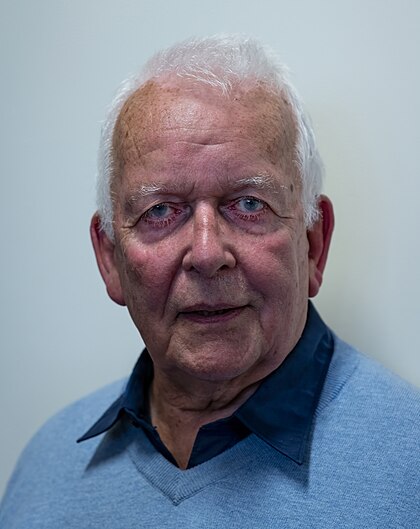 Andrew Davies image