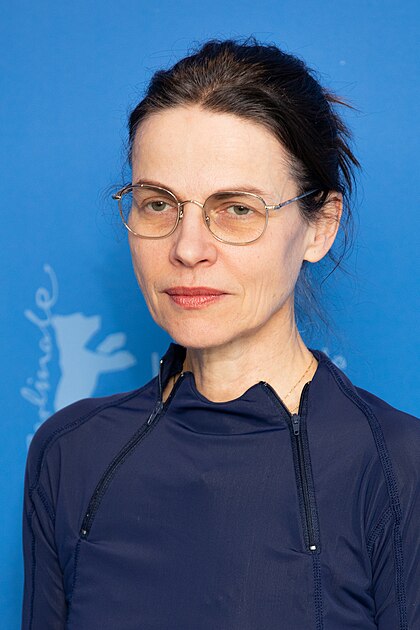 Angela Schanelec image