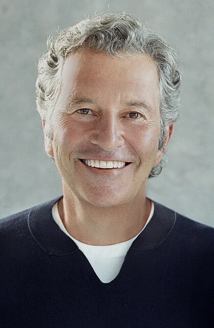 Bob Shaye image