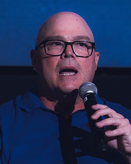 Derek Haas image