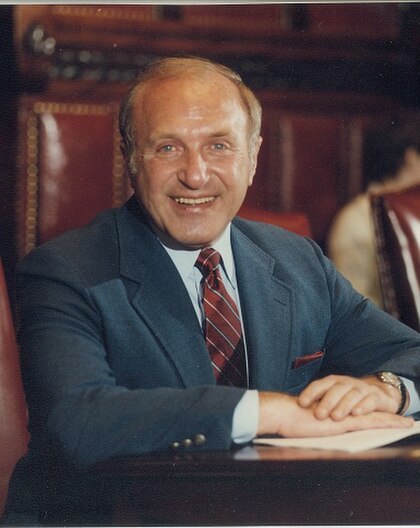 Gene Levy image
