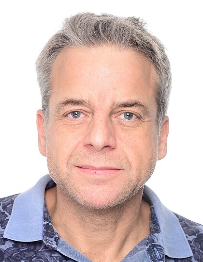 Hank Levine image