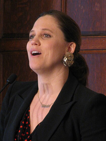 Heidi Ewing image