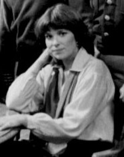 Jennifer Salt image