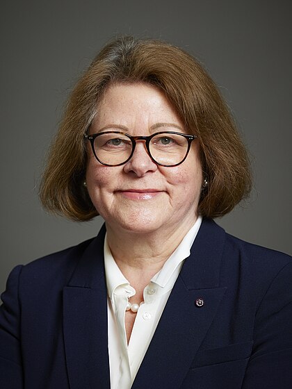 Julia King image