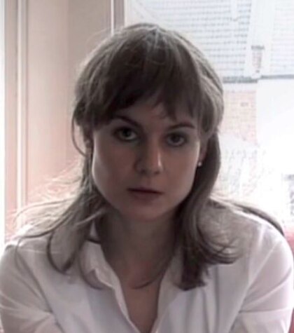 Laura Solon image