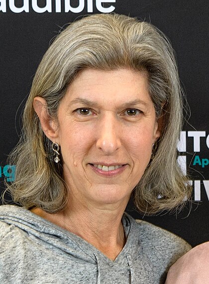 Lauren Zalaznick image