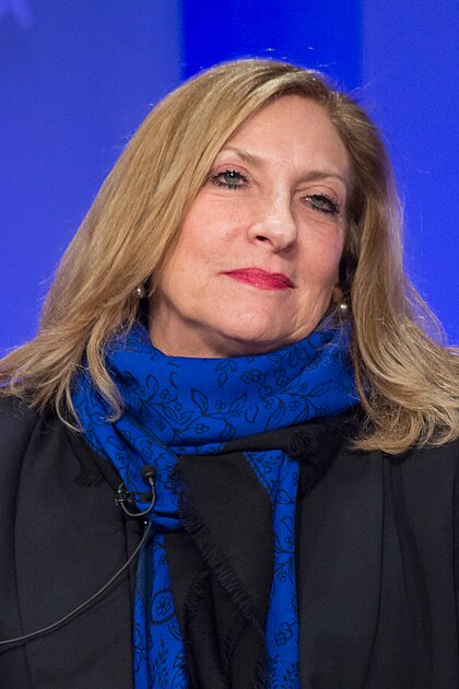 Lesli Linka Glatter image