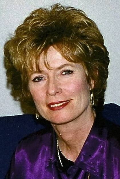 Linda Lee image