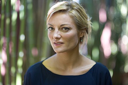 Lucy Walker image
