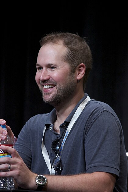 Matt Hullum image
