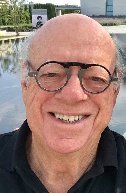 Michael Elias image
