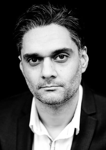 Omid Nooshin image